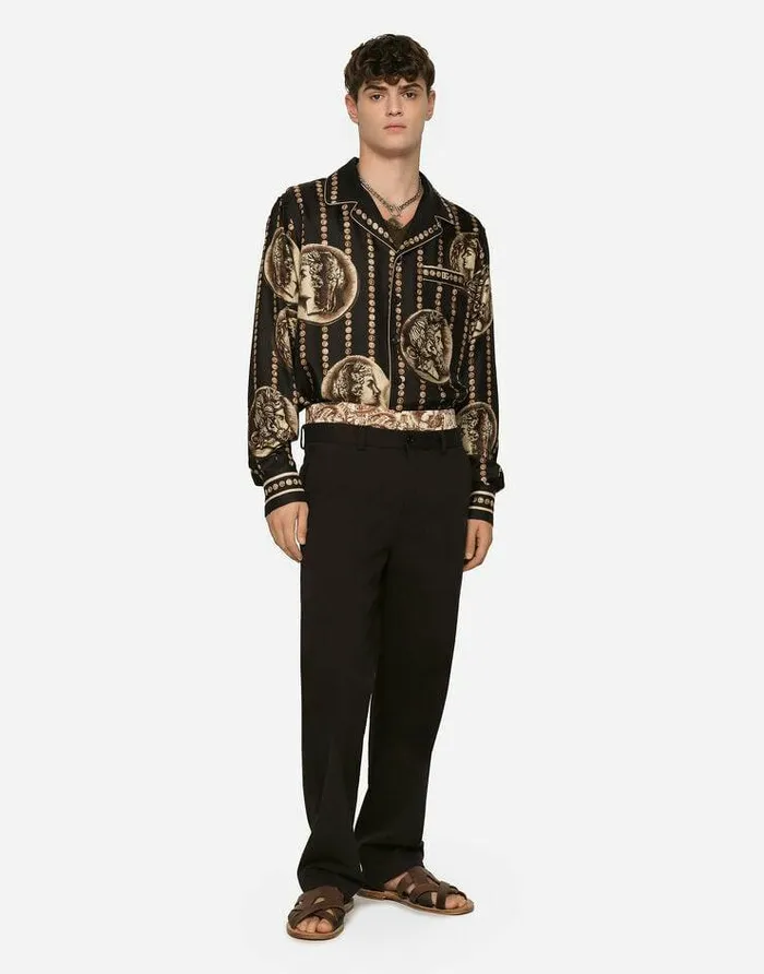 Dolce and Gabbana Trousers And Shorts Men Stretch Drill Pants With Logo Label Black Dolce and Gabbana Trousers And Shorts Men Stretch Drill Pants With Logo Label Black