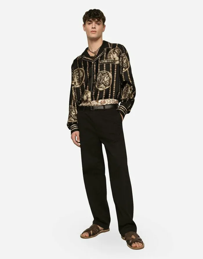 Dolce and Gabbana Trousers And Shorts Men Stretch Drill Pants With Logo Label Black Dolce and Gabbana Trousers And Shorts Men Stretch Drill Pants With Logo Label Black