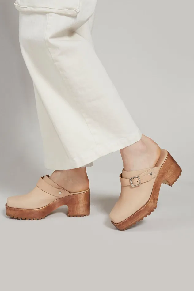 Rachel Comey Clogs Women Steel Clog Sand Rachel Comey Clogs Women Steel Clog Sand