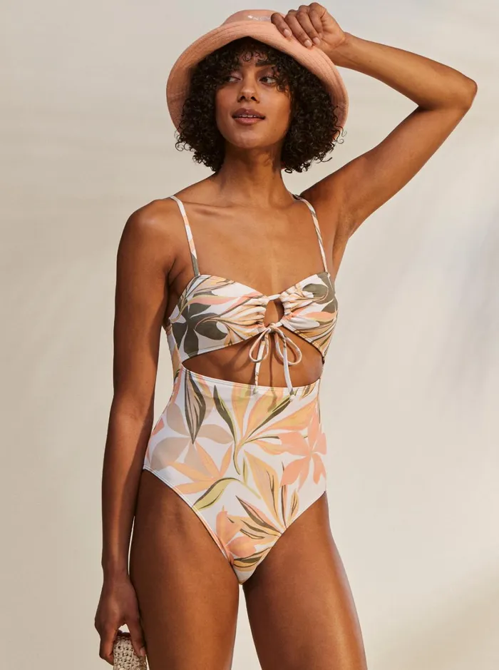 Roxy One Pieces Printed Beach Classics OnePiece Swimsuit Bright White Subtly Salty Flat 8211 Women